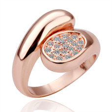 Size 8 Ashbury Metal 18K Rose Gold Plated Rhinestone Crystal Lady Ring
